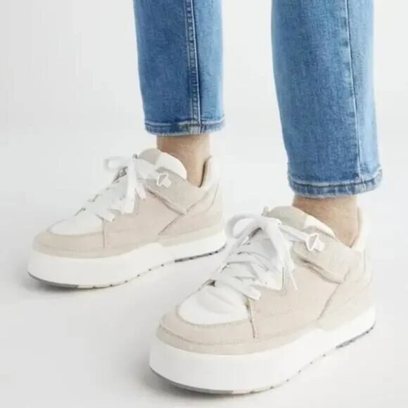 NEW UGG Suede Goldencush Sneakers in ceramic for women 7254m2 - Picture 2 of 10